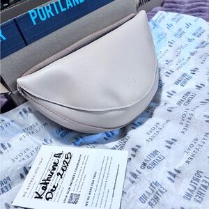 Medium Moonflower Koala